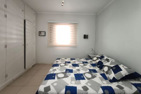 Casa à venda com 470m², 3 quartos e 4 vagasQuarto Suíte