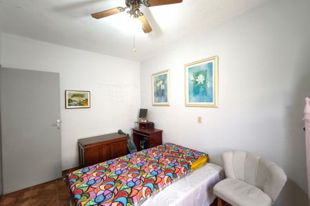 Casa à venda com 470m², 3 quartos e 4 vagasEdícula - Quarto