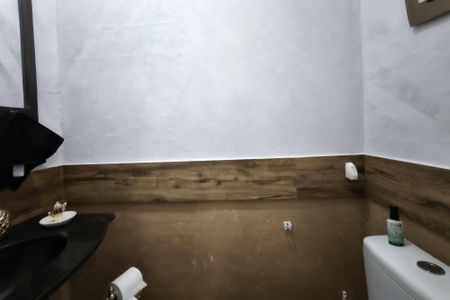 Casa à venda com 470m², 3 quartos e 4 vagasLavabo