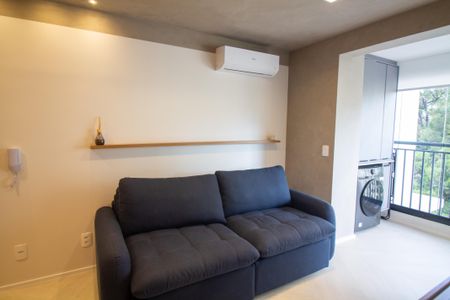 Sala de apartamento para alugar com 1 quarto, 35m² em Cidade Monções, São Paulo