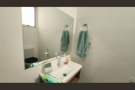 Apartamento à venda com 84m², 2 quartos e 1 vaga Apartamento à venda com 84m², 2 quartos e 1 vagaBanheiro