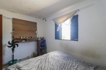 Quarto 1 de casa para alugar com 2 quartos, 60m² em Parque Pinheiros, Taboão da Serra