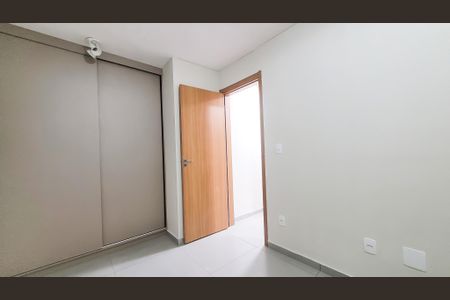 Quarto 1 de apartamento para alugar com 2 quartos, 46m² em Jardim Boa Esperança, Campinas