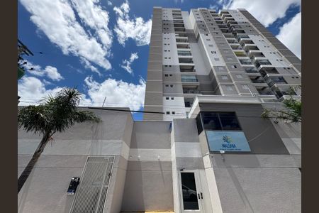 Apartamento à venda com 54m², 2 quartos e 1 vaga Apartamento à venda com 54m², 2 quartos e 1 vagaFachada