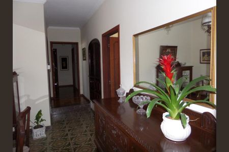 Casa à venda com 277m², 3 quartos e 4 vagas Casa à venda com 277m², 3 quartos e 4 vagasFoto 42