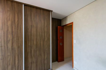 Casa à venda com 114m², 3 quartos e 2 vagas Casa à venda com 114m², 3 quartos e 2 vagasSuite