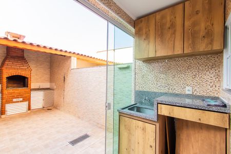 Casa à venda com 114m², 3 quartos e 2 vagas Casa à venda com 114m², 3 quartos e 2 vagasÁrea de Serviço