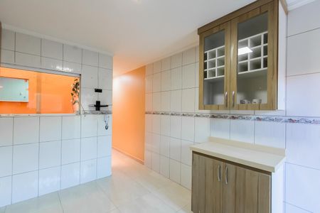 Casa à venda com 114m², 3 quartos e 2 vagas Casa à venda com 114m², 3 quartos e 2 vagasCozinha