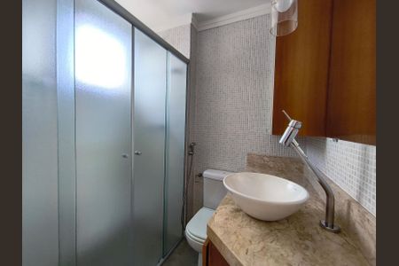 Apartamento à venda com 58m², 2 quartos e 1 vagaBanheiro da Suíte