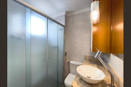Apartamento à venda com 58m², 2 quartos e 1 vagaBanheiro da Suíte