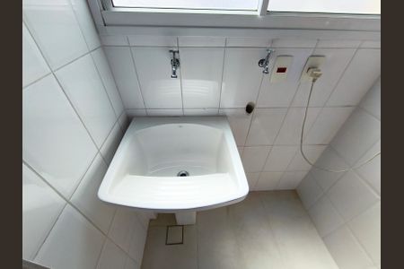 Apartamento à venda com 58m², 2 quartos e 1 vagaÁrea de Serviço