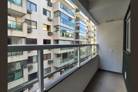 Varanda  de apartamento para alugar com 2 quartos, 62m² em Recreio dos Bandeirantes, Rio de Janeiro