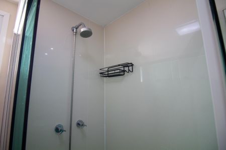 Apartamento para alugar com 71m², 2 quartos e 2 vagas Apartamento para alugar com 71m², 2 quartos e 2 vagasBanheiro da Suíte