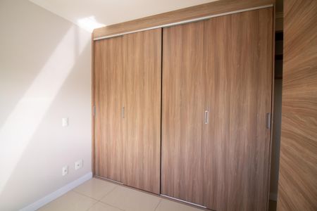 Apartamento para alugar com 71m², 2 quartos e 2 vagas Apartamento para alugar com 71m², 2 quartos e 2 vagasSuíte
