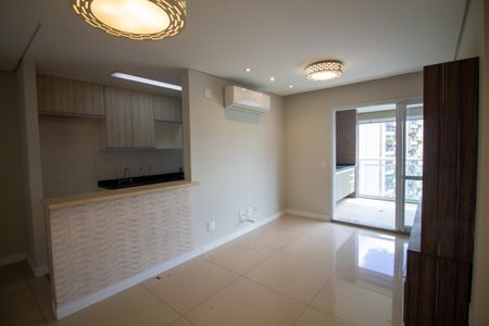 Sala de apartamento para alugar com 2 quartos, 71m² em Jardim das Acacias, São Paulo
