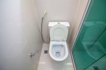 Apartamento para alugar com 71m², 2 quartos e 2 vagas Apartamento para alugar com 71m², 2 quartos e 2 vagasBanheiro da Suíte