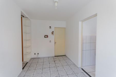 Sala de apartamento para alugar com 2 quartos, 44m² em Parque Erasmo Assunção, Santo André