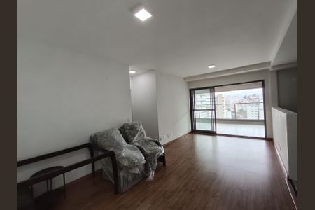 Apartamento para alugar com 132m², 3 quartos e 2 vagas Apartamento para alugar com 132m², 3 quartos e 2 vagasSala/cozinha
