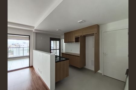 Apartamento para alugar com 132m², 3 quartos e 2 vagas Apartamento para alugar com 132m², 3 quartos e 2 vagasSala/cozinha