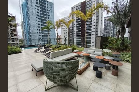 Apartamento para alugar com 132m², 3 quartos e 2 vagas Apartamento para alugar com 132m², 3 quartos e 2 vagasÁrea comum - Piscina