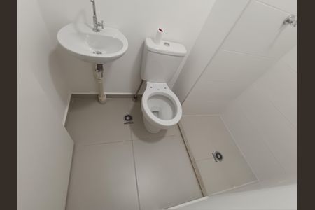 Apartamento para alugar com 132m², 3 quartos e 2 vagas Apartamento para alugar com 132m², 3 quartos e 2 vagasBanheiro de serviço