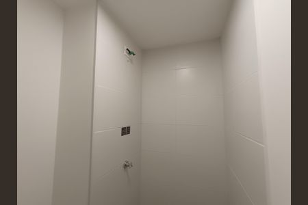 Apartamento para alugar com 132m², 3 quartos e 2 vagas Apartamento para alugar com 132m², 3 quartos e 2 vagasBanheiro de serviço