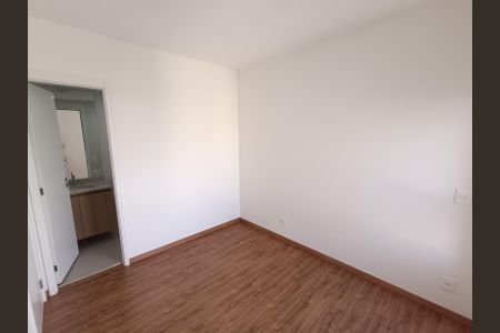Apartamento para alugar com 132m², 3 quartos e 2 vagas Apartamento para alugar com 132m², 3 quartos e 2 vagasSuite