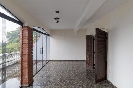 Casa à venda com 110m², 3 quartos e 2 vagas Casa à venda com 110m², 3 quartos e 2 vagasVaranda Quarto 1