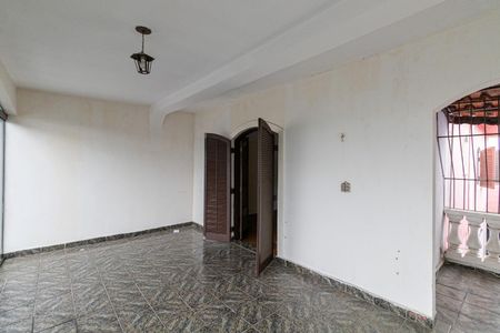 Casa à venda com 110m², 3 quartos e 2 vagas Casa à venda com 110m², 3 quartos e 2 vagasVaranda Quarto 1