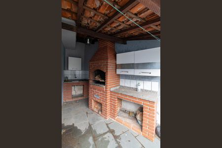 Casa à venda com 110m², 3 quartos e 2 vagas Casa à venda com 110m², 3 quartos e 2 vagasChurrasqueira