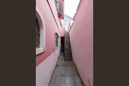 Casa à venda com 110m², 3 quartos e 2 vagas Casa à venda com 110m², 3 quartos e 2 vagasCorredor