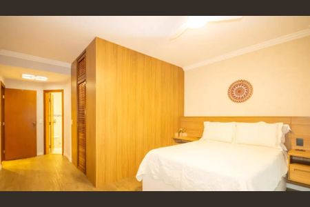 Apartamento à venda com 194m², 4 quartos e 3 vagasFoto 03