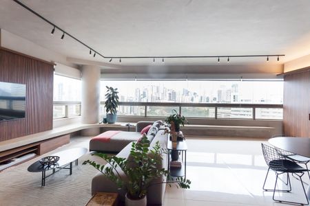 Sala de TV de apartamento à venda com 3 quartos, 174m² em Vale do Sereno, Nova Lima