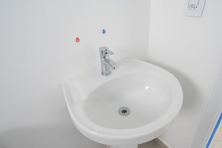 Apartamento à venda com 68m², 2 quartos e 1 vaga Apartamento à venda com 68m², 2 quartos e 1 vagaBanheiro Social