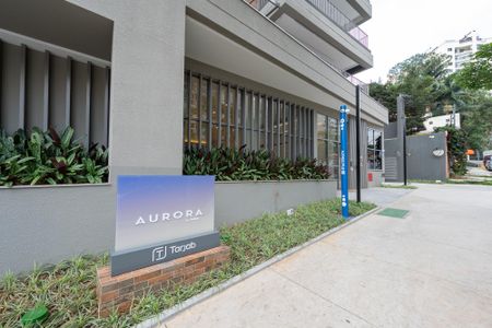 Apartamento à venda com 68m², 2 quartos e 1 vaga Apartamento à venda com 68m², 2 quartos e 1 vagaFachada