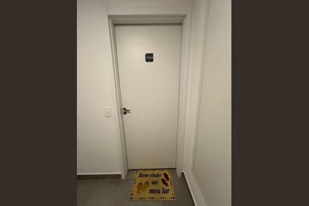 Apartamento à venda com 32m², 2 quartos e sem vaga Apartamento à venda com 32m², 2 quartos e sem vagaPorta