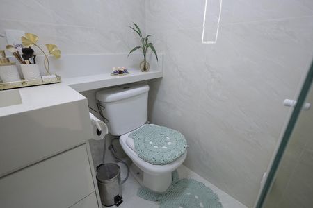 Apartamento à venda com 50m², 2 quartos e 1 vaga Apartamento à venda com 50m², 2 quartos e 1 vagaBanheiro Social