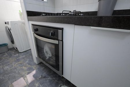 Apartamento à venda com 50m², 2 quartos e 1 vaga Apartamento à venda com 50m², 2 quartos e 1 vagaCozinha e Área de Serviço
