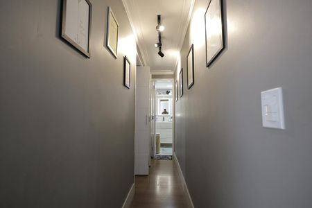 Apartamento à venda com 50m², 2 quartos e 1 vaga Apartamento à venda com 50m², 2 quartos e 1 vagaCorredor