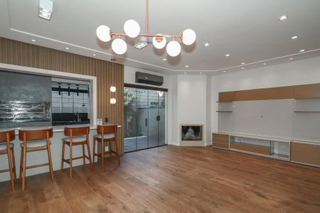 Sala de casa de condomínio à venda com 3 quartos, 344m² em Jardim Carvalho, Porto Alegre