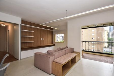 Sala de apartamento para alugar com 3 quartos, 100m² em Vila Suzana, São Paulo