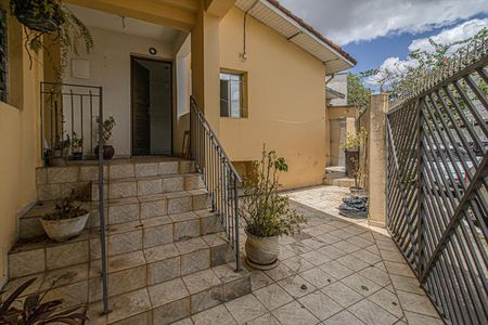 Casa à venda com 183m², 4 quartos e 2 vagas Casa à venda com 183m², 4 quartos e 2 vagasgaragem_1