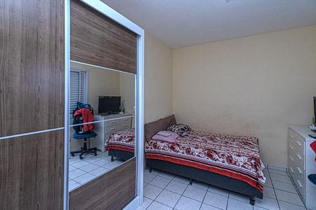 Casa à venda com 183m², 4 quartos e 2 vagas Casa à venda com 183m², 4 quartos e 2 vagasquarto 2 casa 2_1