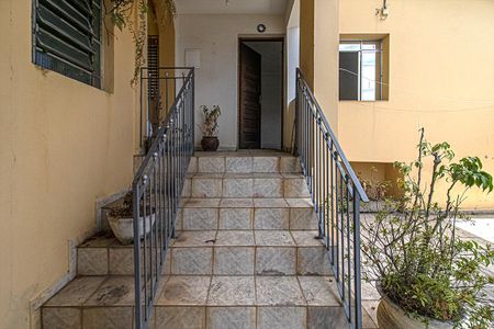 Casa à venda com 183m², 4 quartos e 2 vagas Casa à venda com 183m², 4 quartos e 2 vagasentrada_1