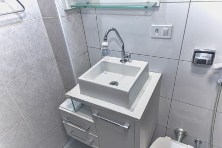 Apartamento à venda com 52m², 2 quartos e sem vagaBanheiro