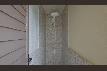 Casa de condomínio à venda com 380m², 4 quartos e 4 vagas Casa de condomínio à venda com 380m², 4 quartos e 4 vagasEspaço Gourmet - Chuveiro