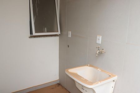 Casa de Condomínio para alugar com 3 quartos, 106m² em Jardim Ipes, Cotia