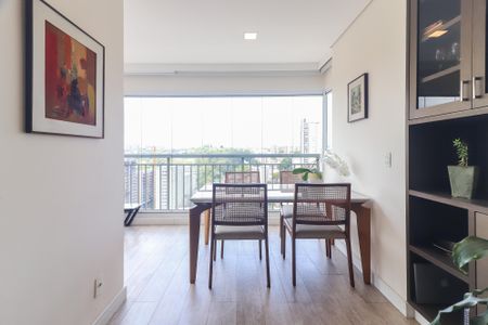 Apartamento à venda com 75m², 2 quartos e 1 vagaSala