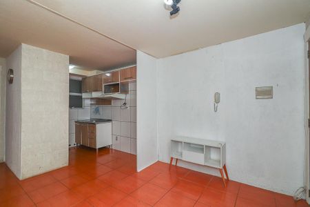 Sala de apartamento para alugar com 2 quartos, 58m² em Mário Quintana, Porto Alegre