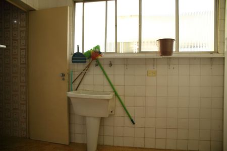 Apartamento à venda com 110m², 2 quartos e 1 vagaÁrea de Serviço 